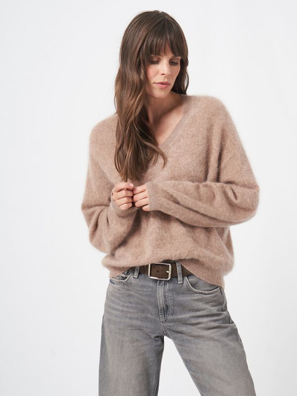 Pullover aus geb&uuml;rstetem Kaschmir mit langen Puff&auml;rmeln image number 4