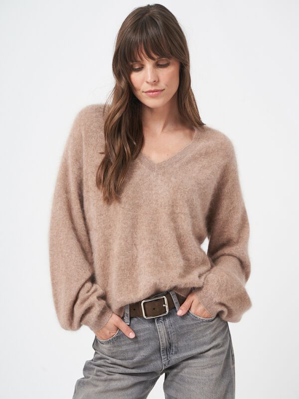 Pullover aus geb&uuml;rstetem Kaschmir mit langen Puff&auml;rmeln image number 5