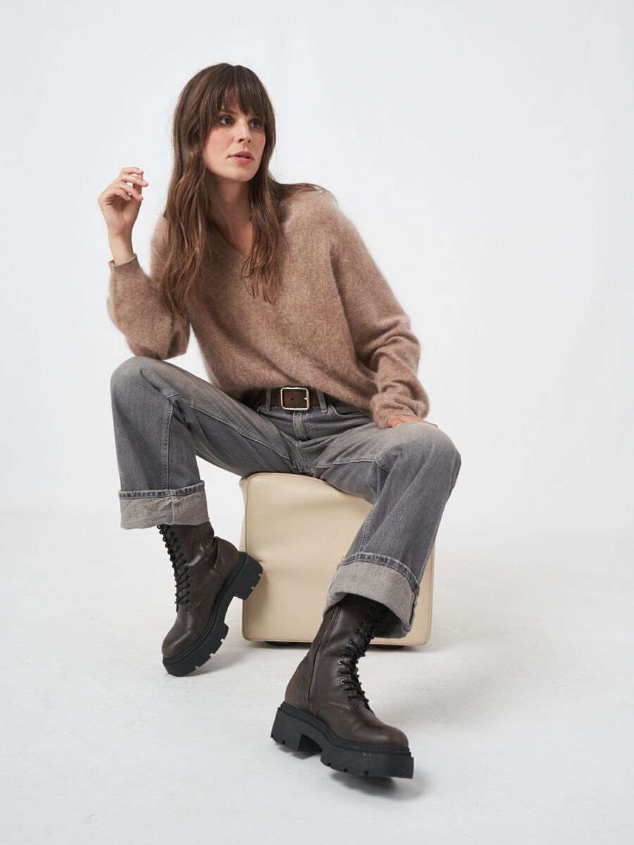 Pullover aus gebürstetem Kaschmir mit langen Puffärmeln image number 7