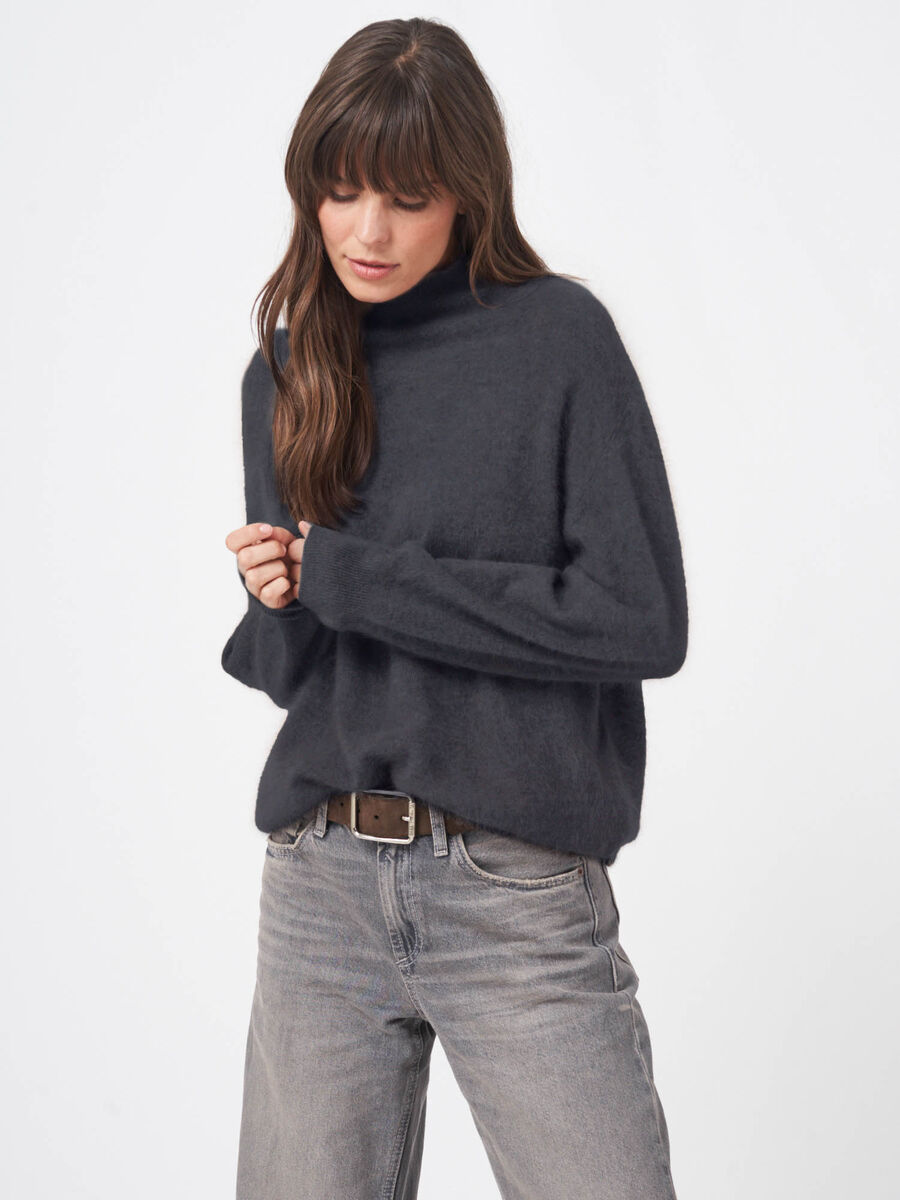 High neck brushed cashmere sweater image number 0