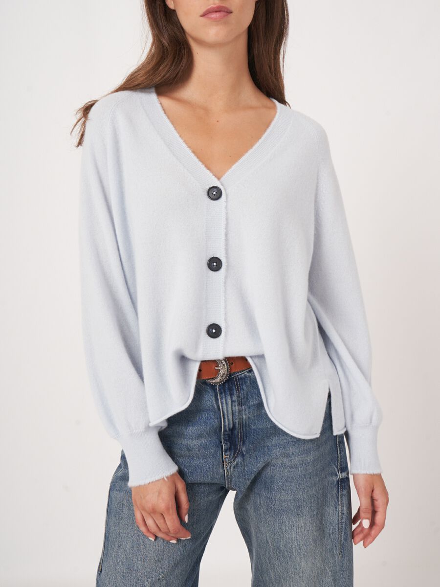 V-neck cashmere cardigan with balloon sleeves image number 3