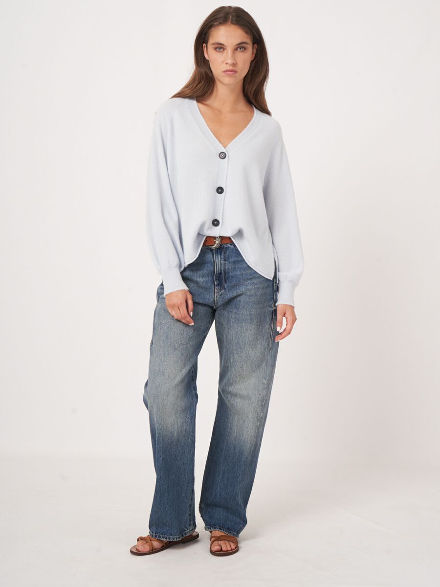 V-neck cashmere cardigan with balloon sleeves image number 5