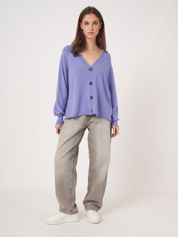 V-neck cashmere cardigan with balloon sleeves image number 5