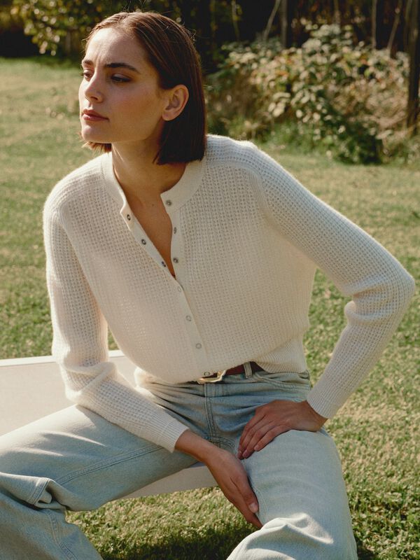 Cardigan texturé en cachemire avec boutons-pression image number 0