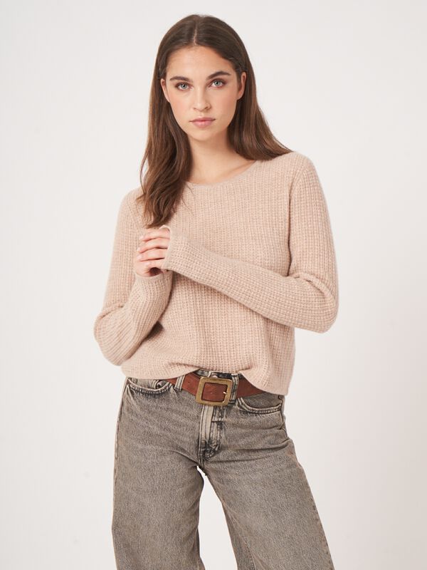 Textured round cashmere sweater image number 0