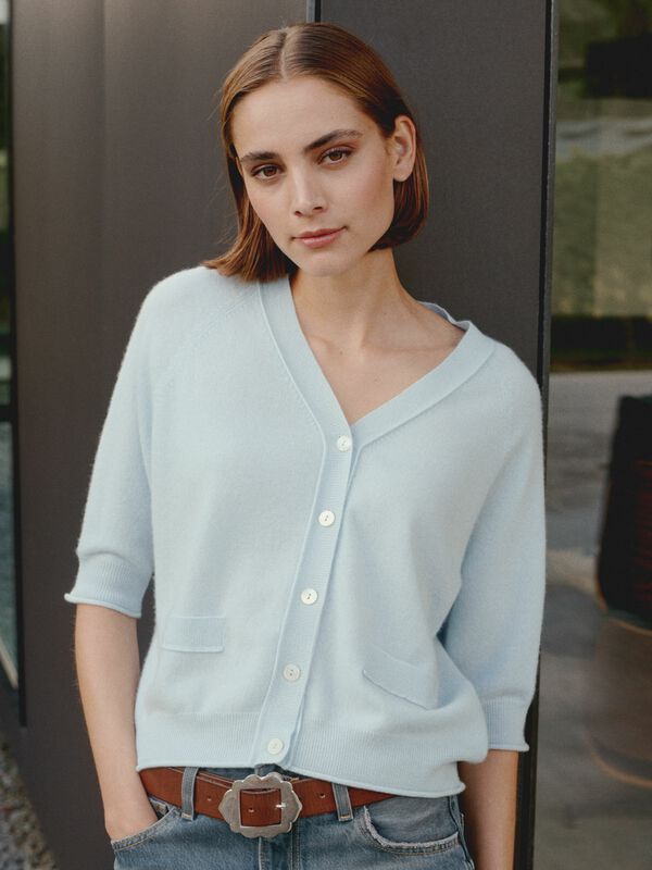 Cashmere raglanvest image number 1