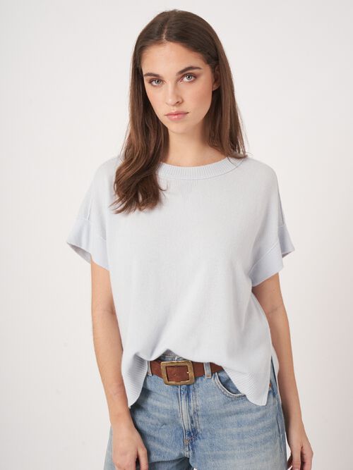 Lichte cashmere poncho-trui