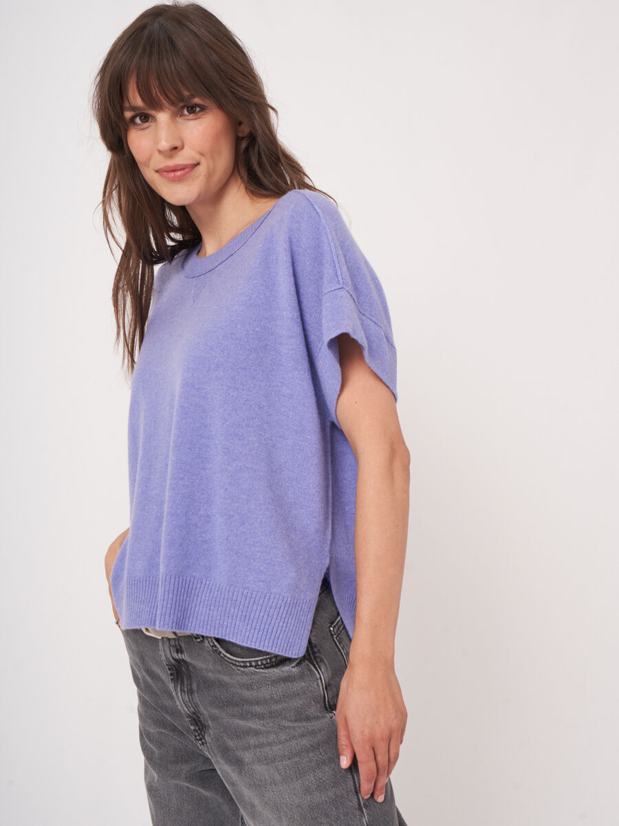 Lightweight cashmere poncho sweater image number 3