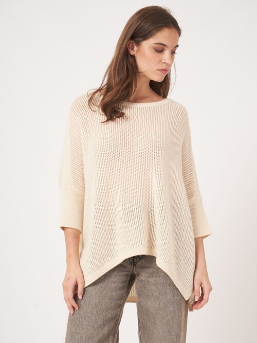 Lichte cashmere ajour poncho-trui
