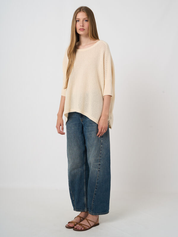 Textured cashmere poncho sweater image number 3