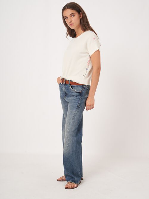 Short sleeve cashmere sweater with printed braided detail