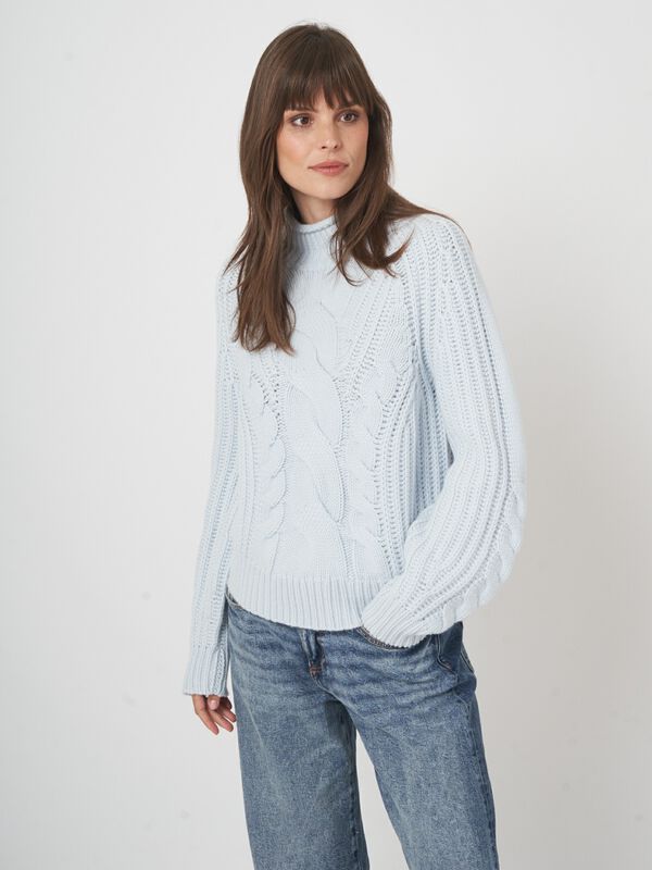 Kaschmirpullover mit Zopfmuster und Stehkragen image number 4