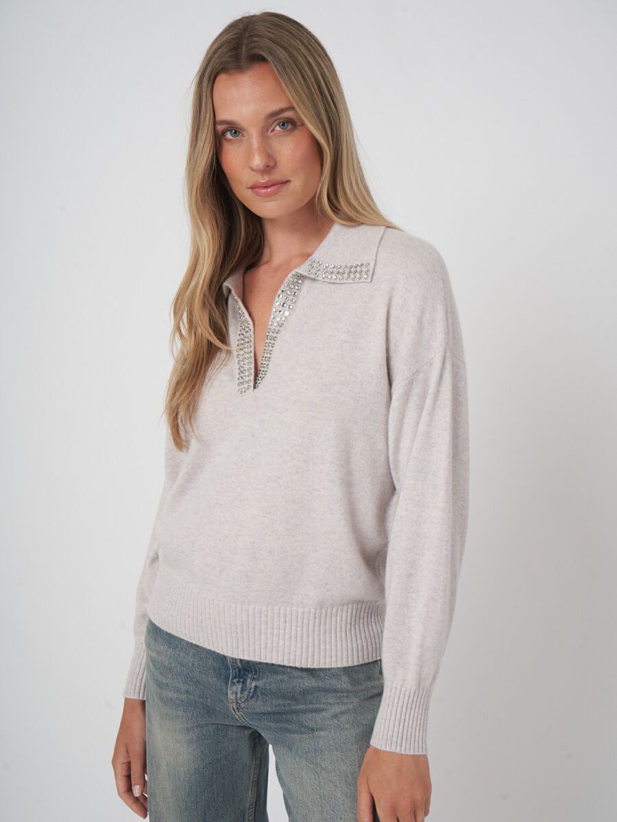 Luxe kasjmier damestrui met parelaccenten image number 2