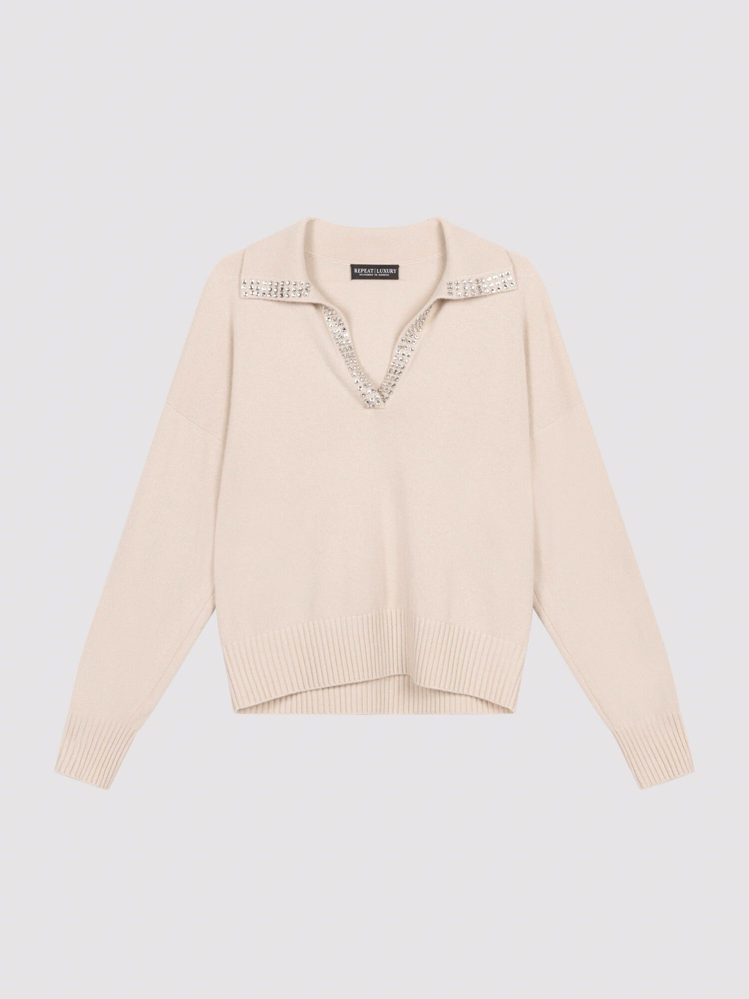 Luxe kasjmier damestrui met parelaccenten afbeelding