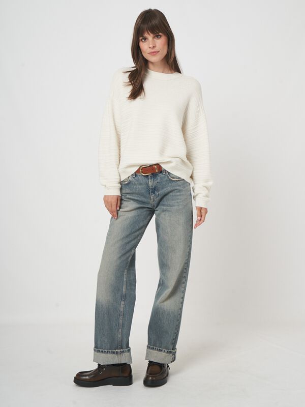 Kastig geschnittener Rippstrick-Kaschmirpullover image number 6