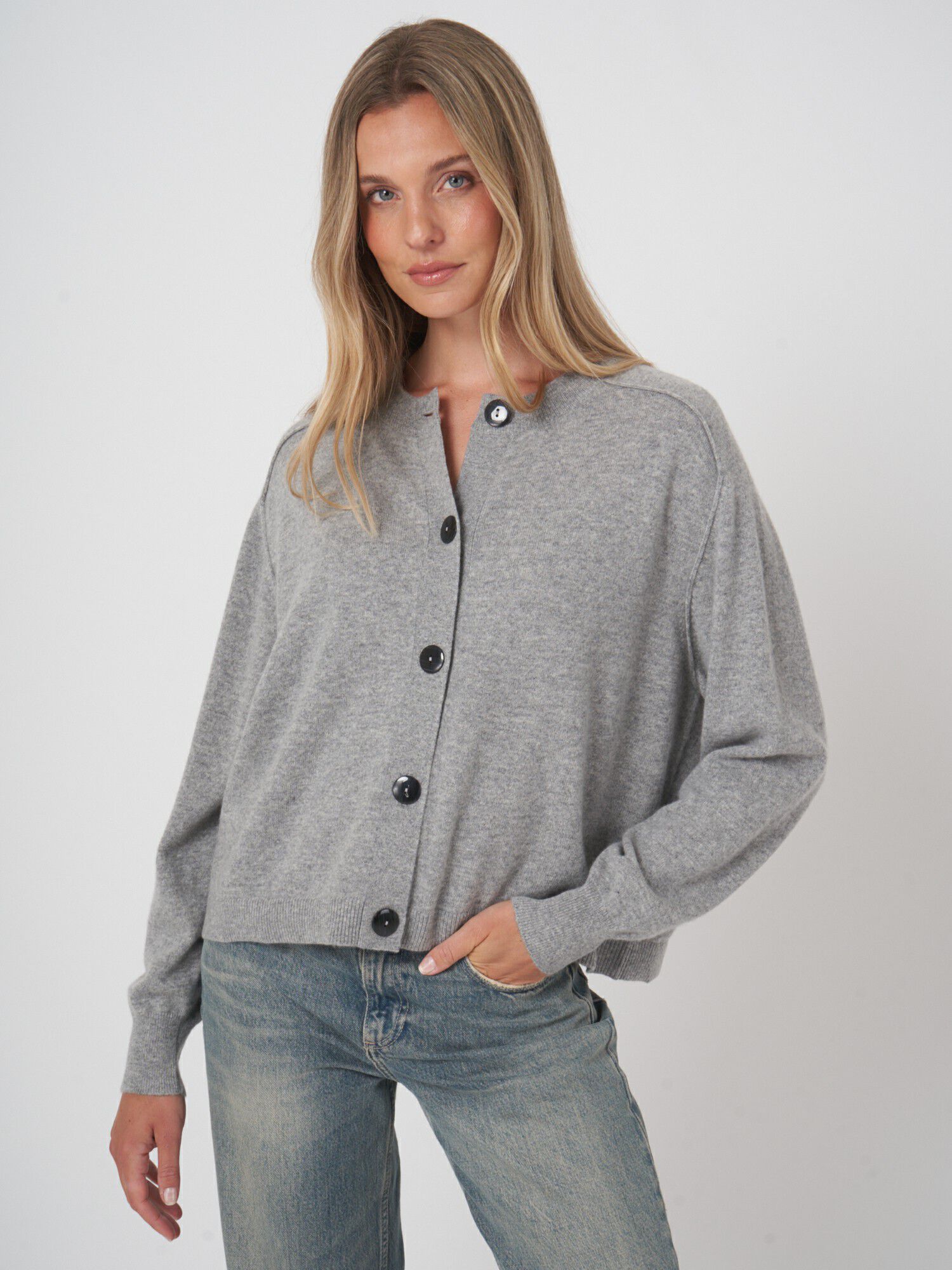 Kort kasjmier vest - boxy fit & biologisch afbeelding
