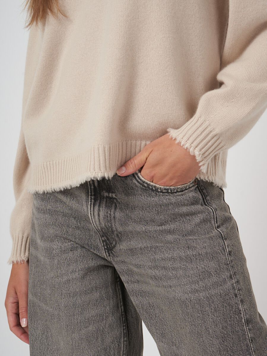 Bio-Kaschmir-Pullover mit Rundhalsausschnitt image number 2