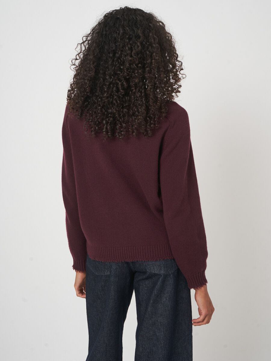 Relaxed fit kasjmier trui met ronde hals image number 4