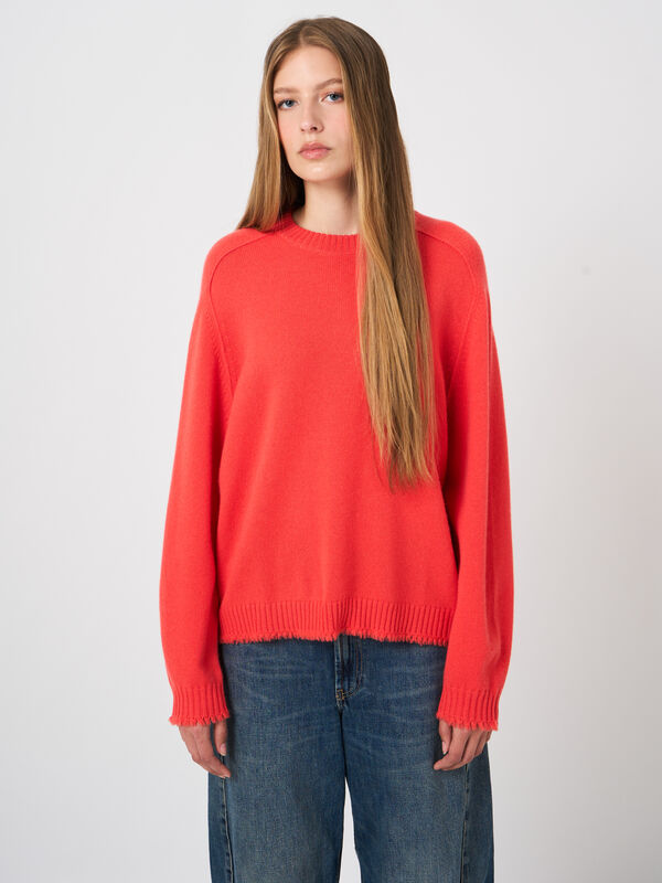 Oversized-Kaschmirpullover mit Fransen image number 0