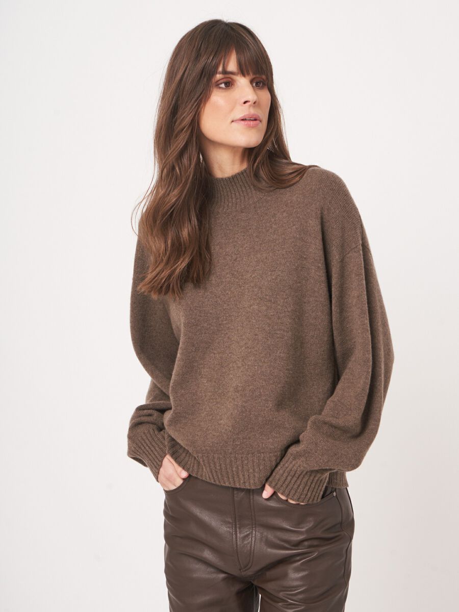Pull en cachemire sans couture – coupe boxy image number 4