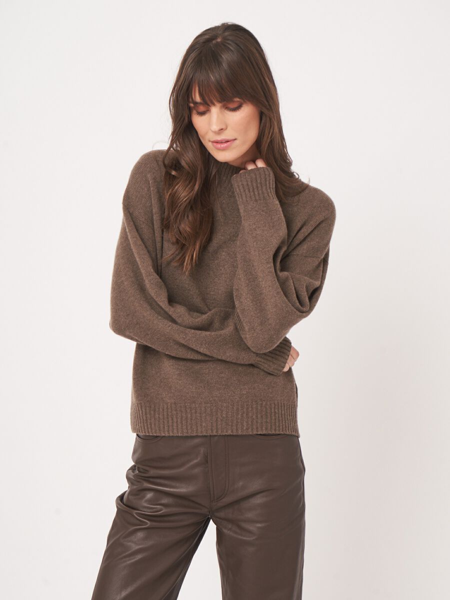 Pull en cachemire sans couture – coupe boxy image number 6