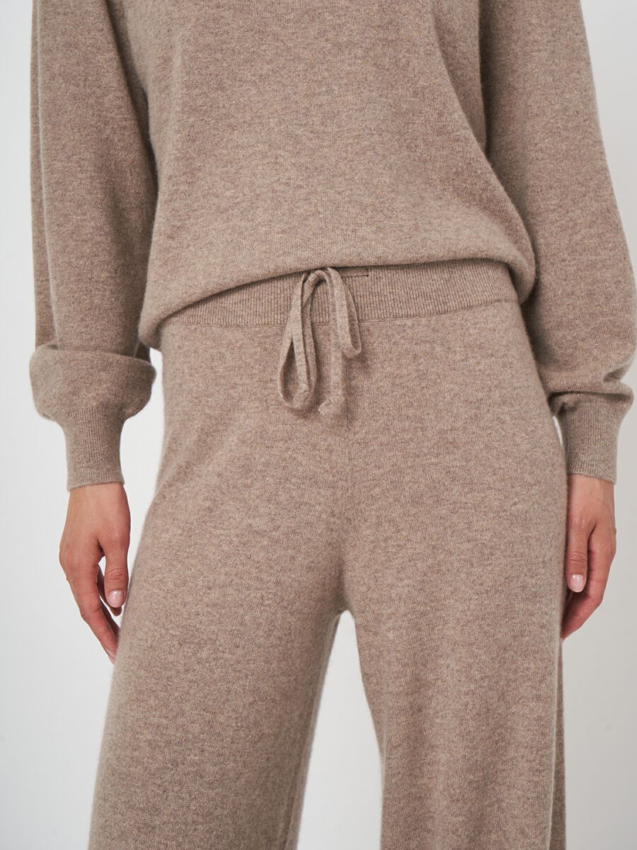 Wide leg cashmere lounge pants image number 1