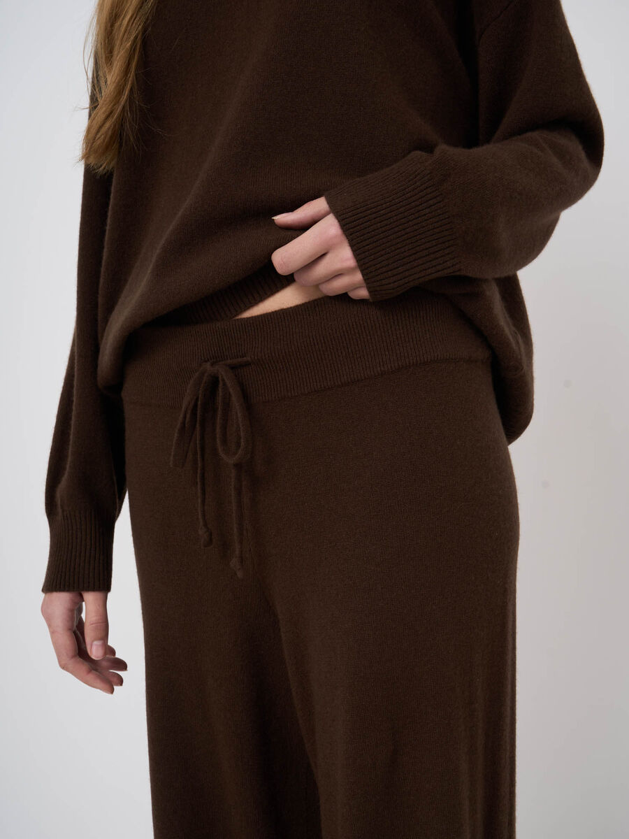Organic Cashmere Lounge Pants image number 2