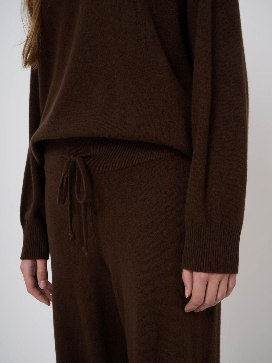 Organic Cashmere Lounge Pants image number 4