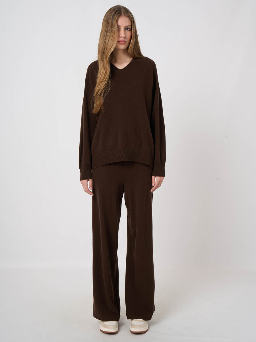 Organic Cashmere Lounge Pants image number 5
