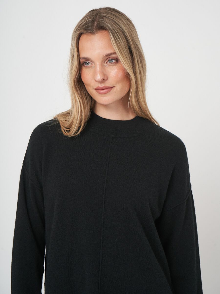 Oversized-Kaschmirpullover mit Stehkragen image number 2