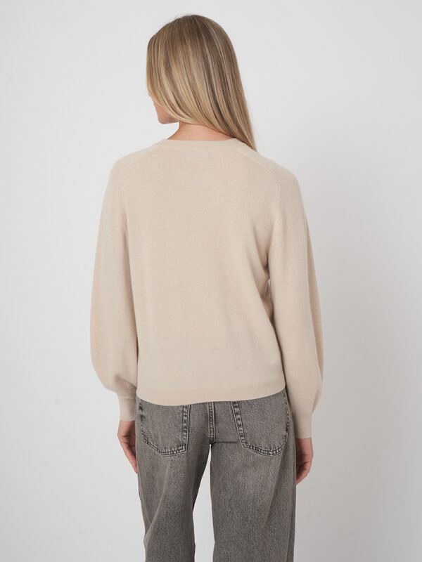 Cropped Kaschmirpullover mit Rundhalsausschnitt image number 2