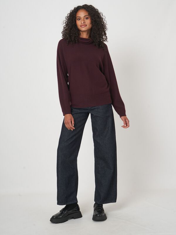 Ruimvallende coltrui van biologische kasjmier image number 4