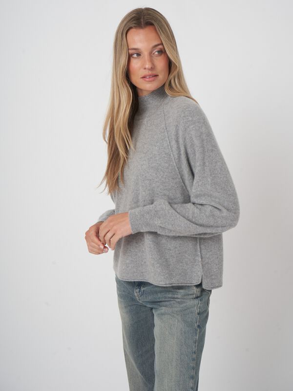 Gewalkter Kaschmirpullover mit Stehkragen image number 1