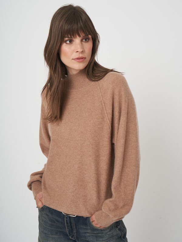 Gewalkter Kaschmirpullover mit Stehkragen image number 3