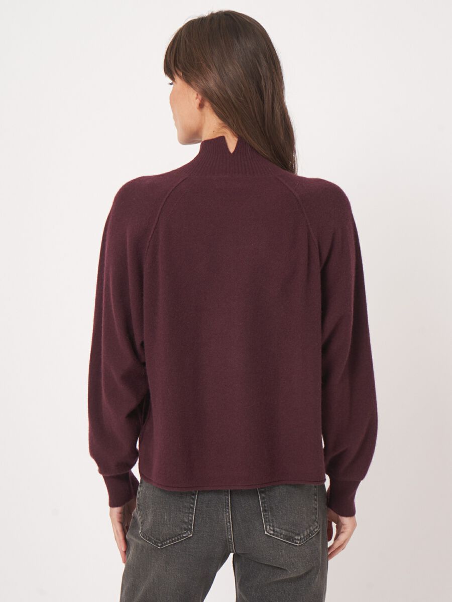 Gewalkter Kaschmirpullover mit Stehkragen image number 9