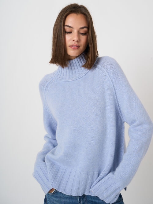 Chunky Organic Cashmere Stand-Collar Sweater