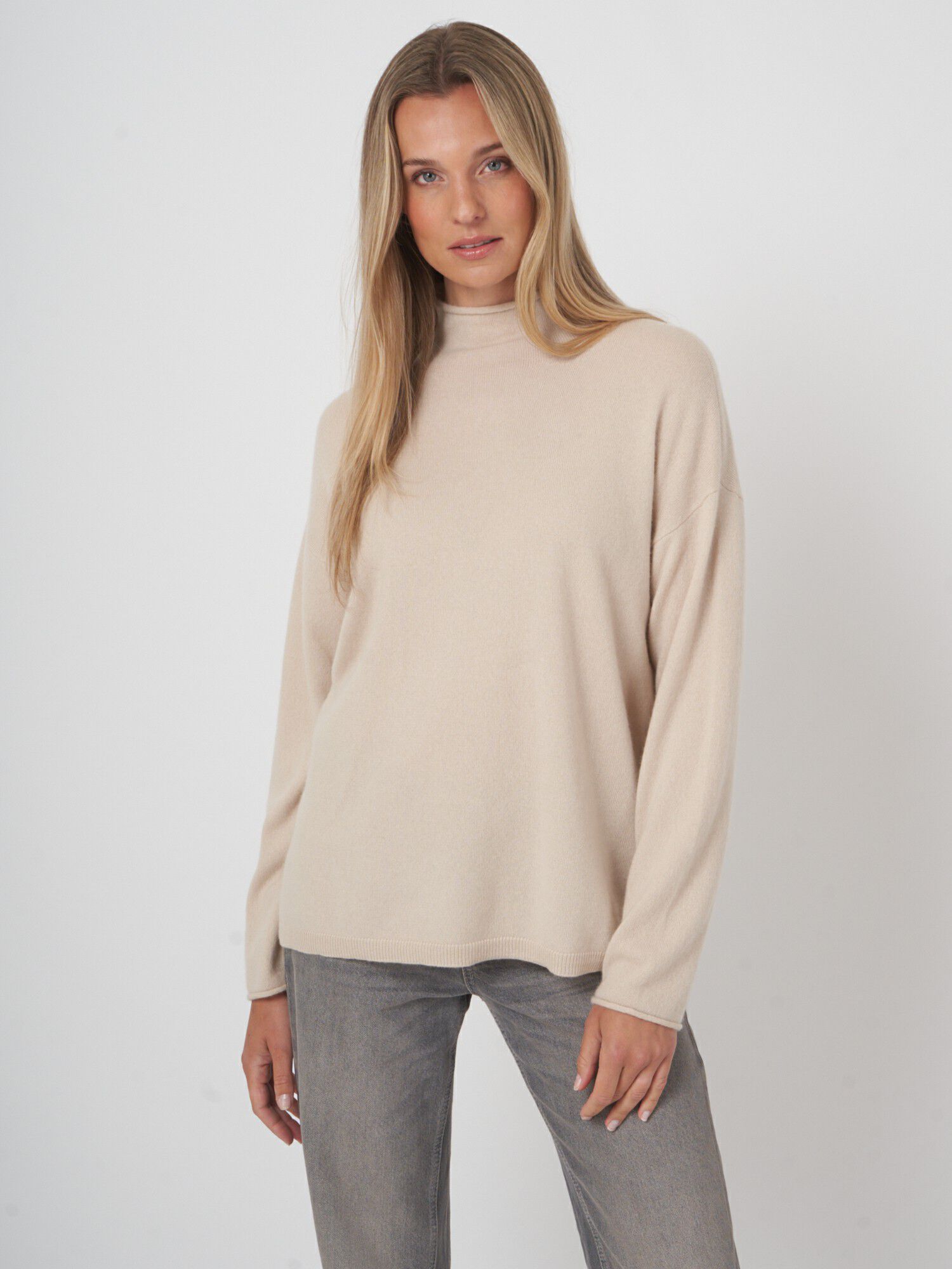 Organische kasjmier pullover met opstaande kraag