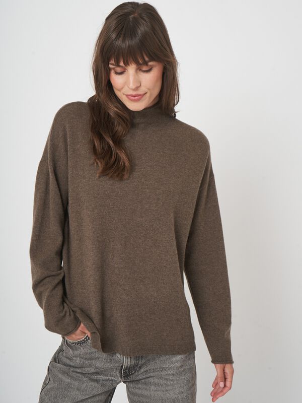 Organic cashmere pullover with stand collar image number 0