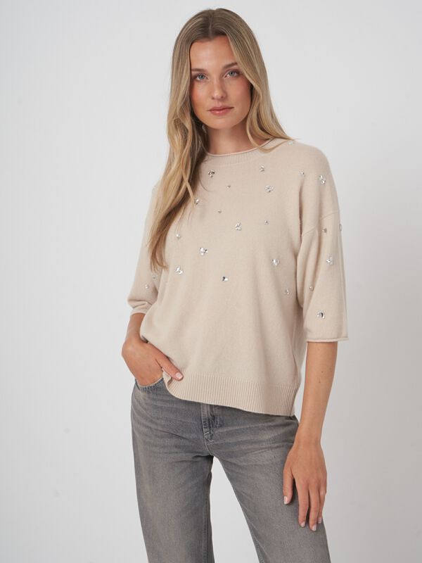 Kastiger Bio-Kaschmirpullover mit Strass-Design image number 0