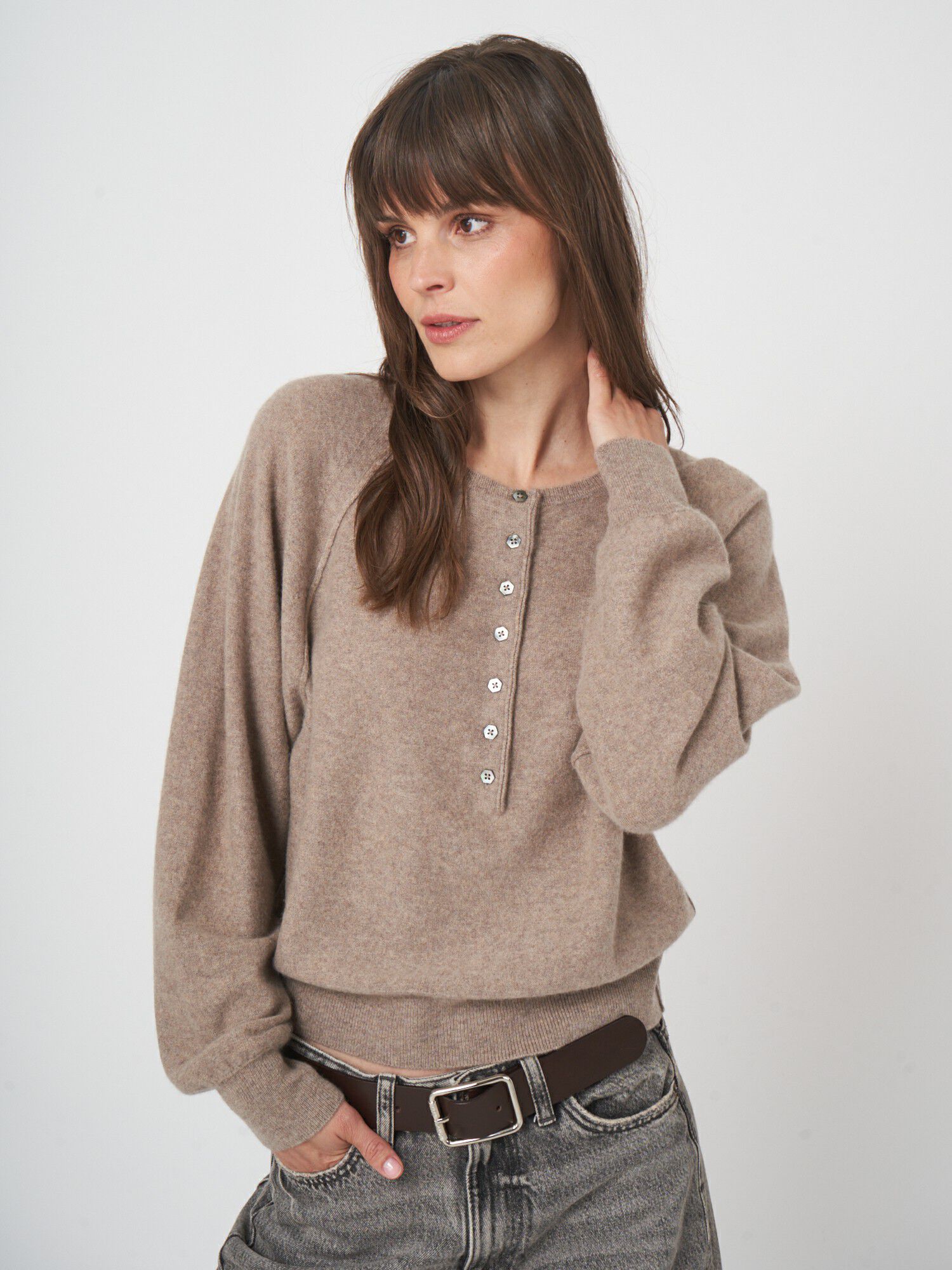 Lichtgewicht boiled cashmere henley trui afbeelding