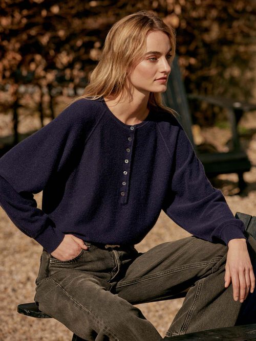 Lichtgewicht boiled cashmere henley trui