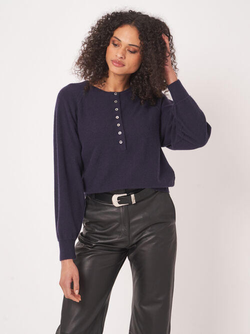 Boiled cashmere henley sweater