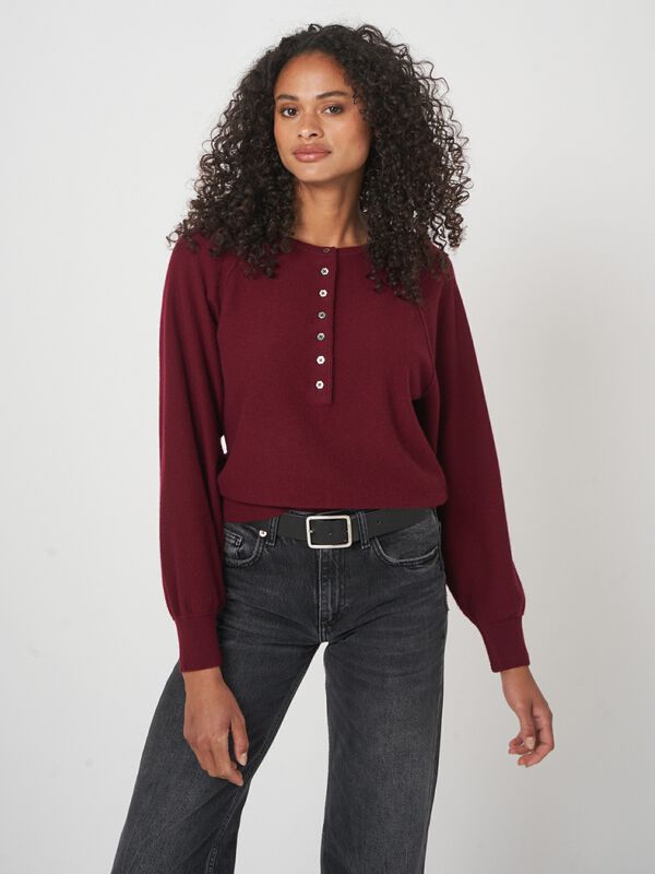 Lichtgewicht boiled cashmere henley trui image number 1