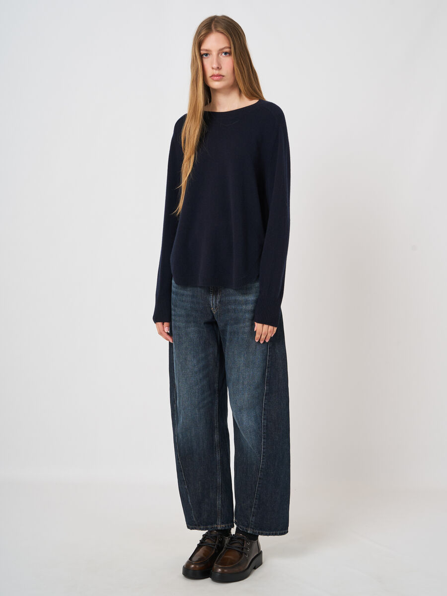 Lightweight Organic Cashmere Sweater with Rounded Hem image number 3