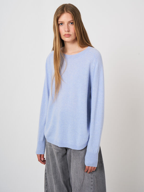 Lightweight Organic Cashmere Sweater with Rounded Hem image number 2