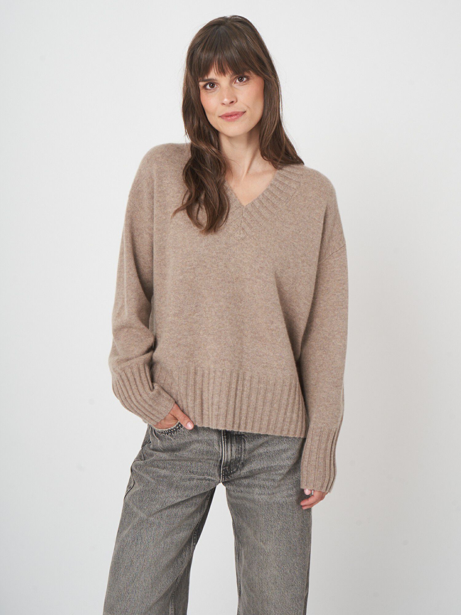 Organische kasjmier sweater - zacht, duurzaam & elegant afbeelding