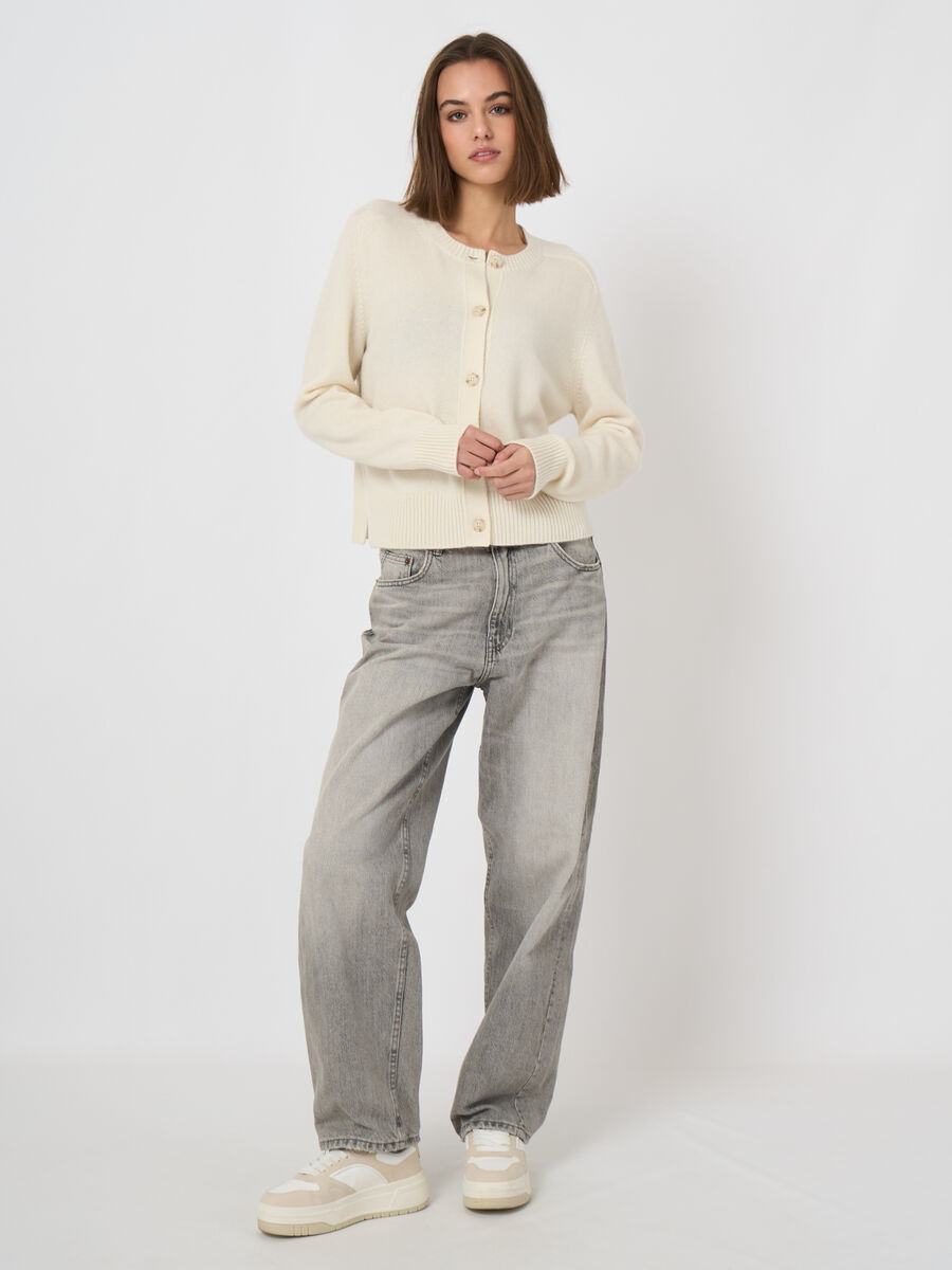 Timeless organic cashmere cardigan image number 6