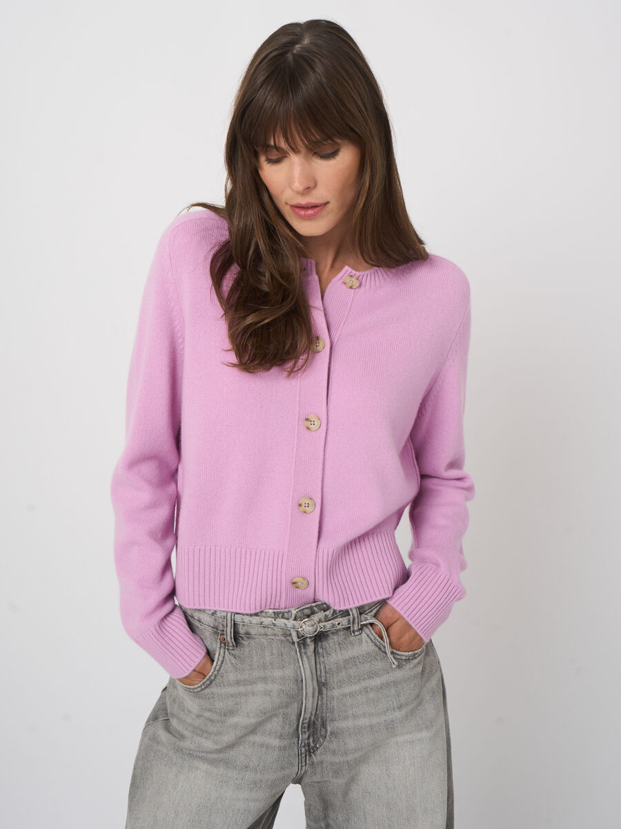 Timeless organic cashmere cardigan image number 4