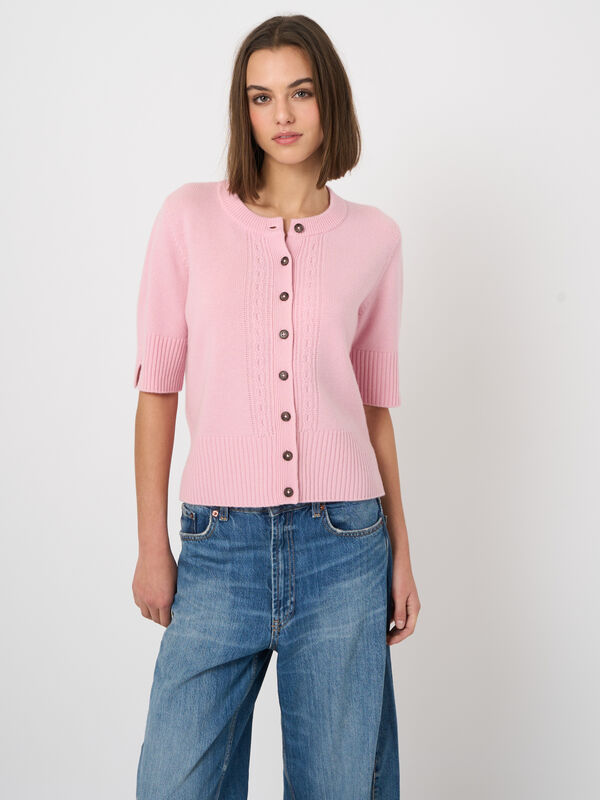 Cropped vest van biologisch kasjmier met kabelpatroon image number 4