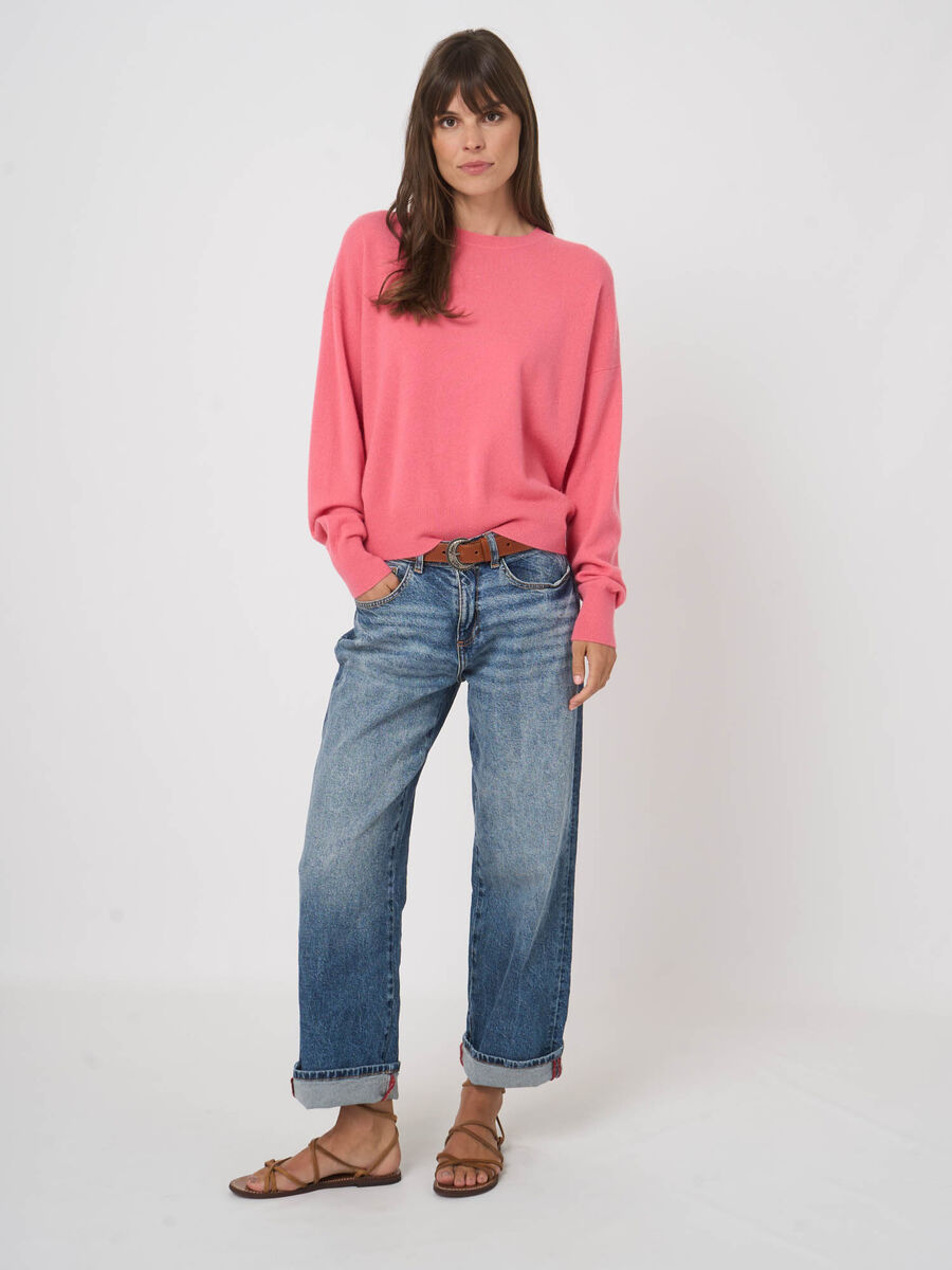Luftiger Oversize-Kaschmirpullover mit Rundhals image number 0